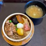 峠の釜めし なめこ汁セット(峠の釜めし本舗 おぎのや 横川サービスエリア店（上り線）)