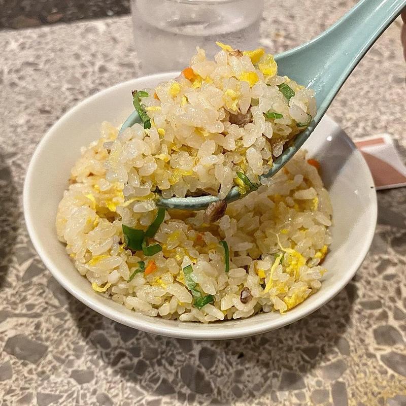 チャーシューメン 炒飯の小(花宴)