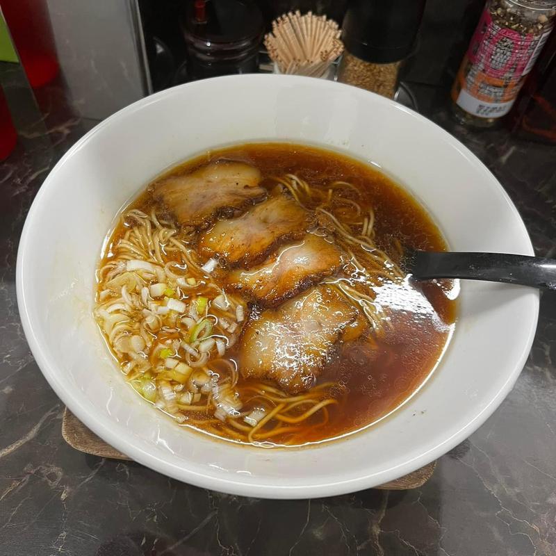 地鶏しょうゆそば(群青 )