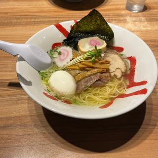 特塩ラーメン(函館麺厨房 あじさい 新千歳空港店)