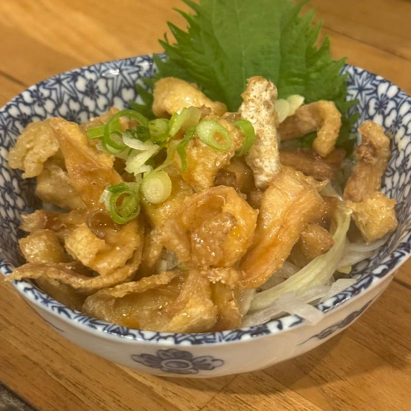 カリカリ鶏皮ポン酢(田町 黒鶏ファニー)