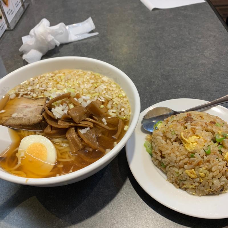 醤油ラーメン(神田餃子屋 本店 （カンダギョウザヤ）)