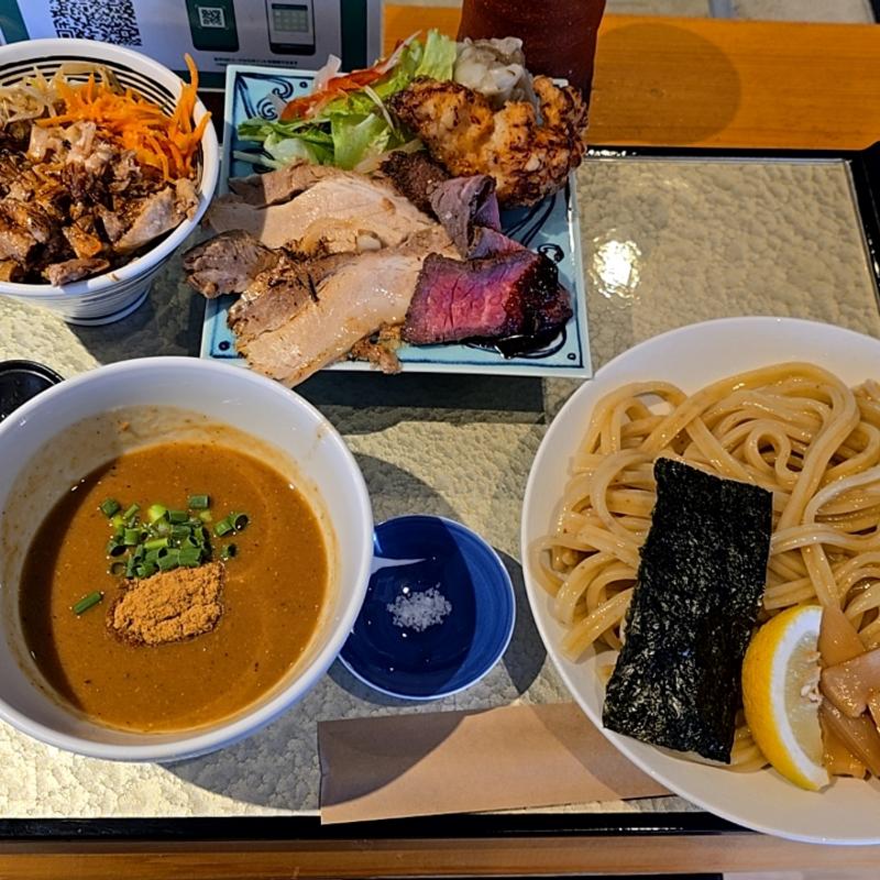 肉祭り極譲 全粒粉麺(つけ麺屋 醸)