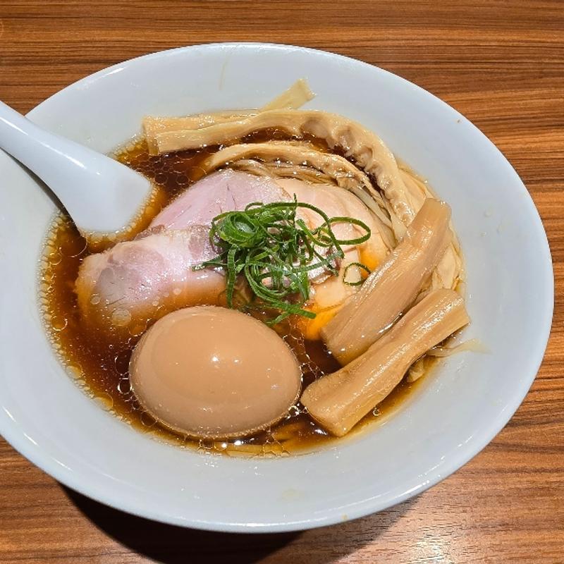 特製醤油らぁ麺(らぁ麺 みのる田)