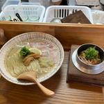 牡蠣そば　釜飯