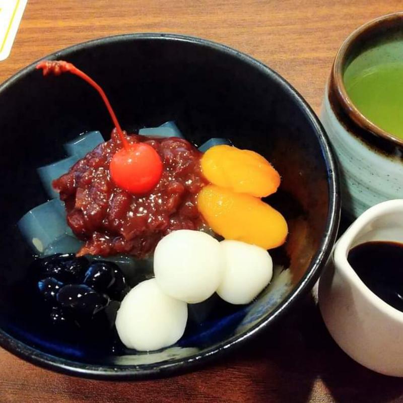 黒豆白玉あんみつ(ジョナサン 藤が丘店)