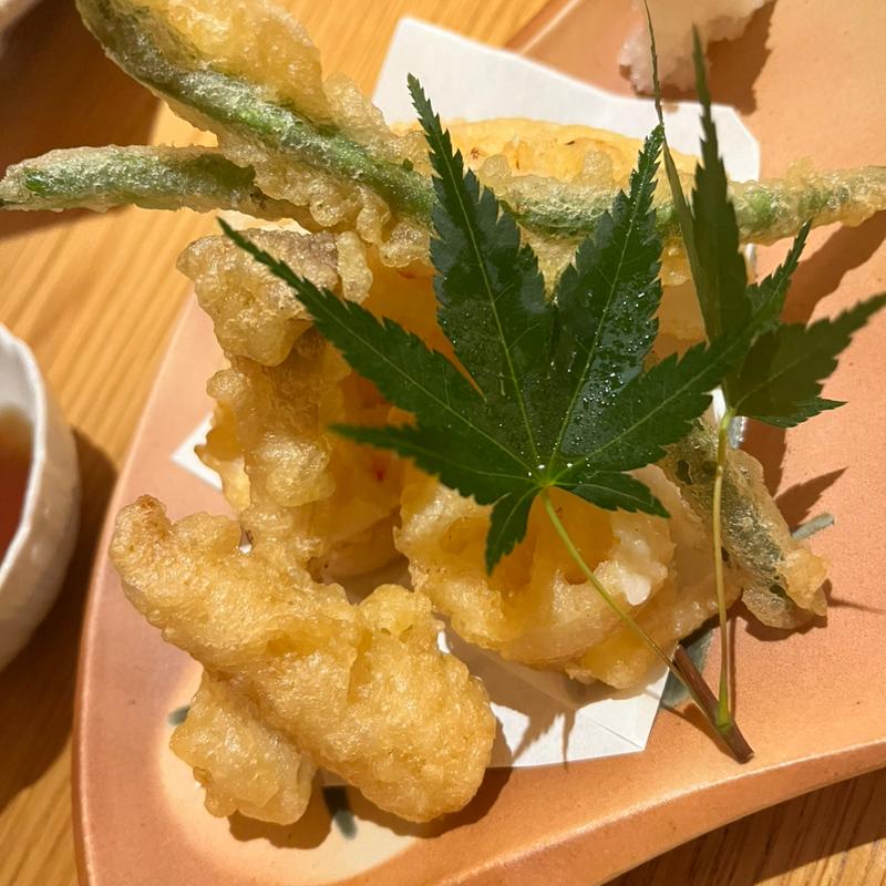 蓮根エビはさみ揚げ(和食ダイニング アカリ)