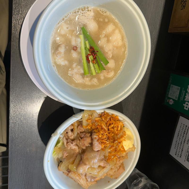 肉肉肉博多もつ鍋風二郎系つけ麺(らーめん三極志)