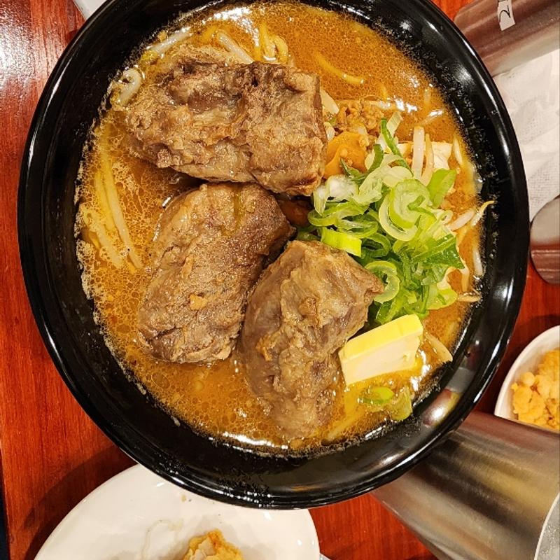 角煮軟骨味噌ラーメン(熟成味噌ラーメン専門店 ミソウソツカナイ岐阜店)