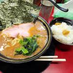 ラーメン(王道家直系IEKEI TOKYO)