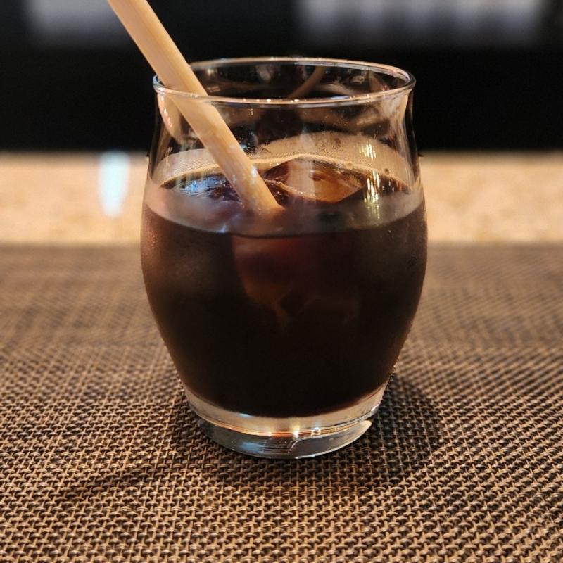 アイスコーヒー(Teppanyaki×Wine あかくろ)