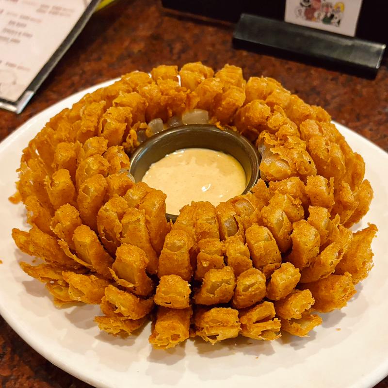 ブルーミンオニオン(アウトバック・ステーキハウス 品川高輪店 （OUTBACK STEAKHOUSE）)