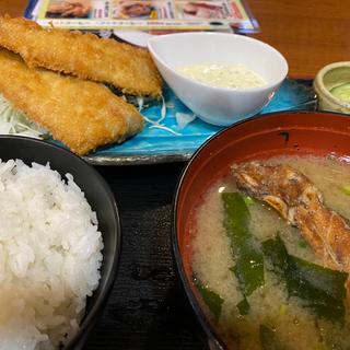 生アジフライ定食(海産物居酒屋 さくら水産 九段靖国通り店)