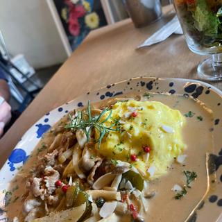 玄米バターライスのオム＆ポークストロガノフ(キッチン （Kitchen）)