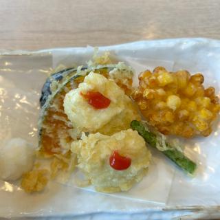 天ぷら盛合せ(銀しゃり五穀 札幌平岡店)