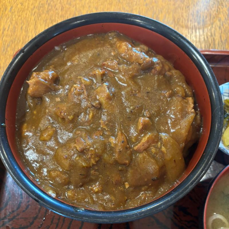 カレー丼(食事処　松しま)