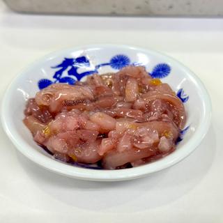 イカの塩辛は美味(天ぷらのひらお 本店 )