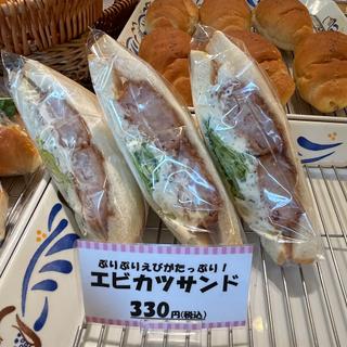 エビカツサンド