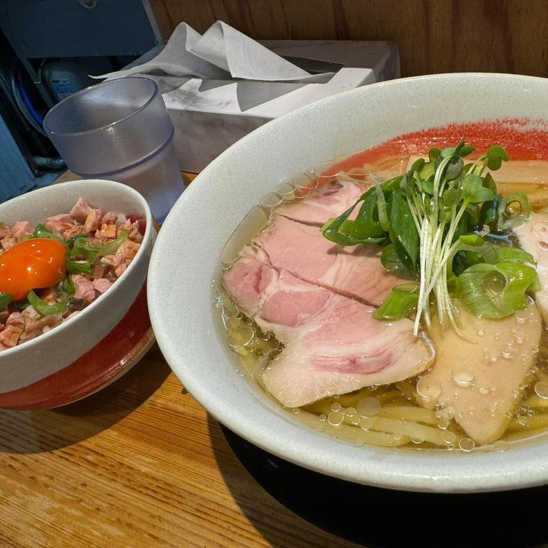 冷やし塩らーめん レアチャーシューTKG(麺や 凛)