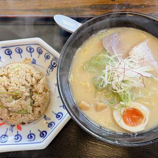 半炒飯定食(大黒やらーめん 亀岡店 )