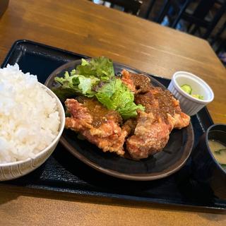 山椒ザンギ定食(なるとキッチン 渋谷店)