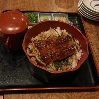 名古屋名物 炭焼き鰻のひつまぶし(名古屋名物居酒屋 てしごと家名古屋駅新幹線口店)