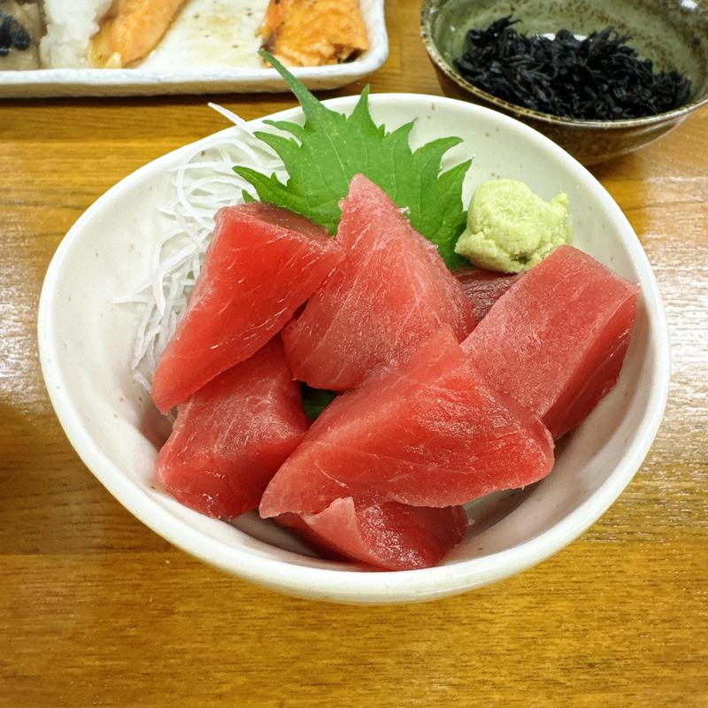 まぐろブツ切り刺身（小鉢）(魚力)