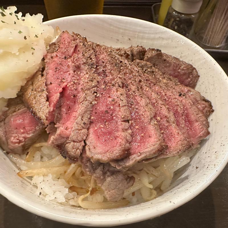 ガブスステーキ丼(TOKYO ステーキ丼 ガブス 本駒込本店 )