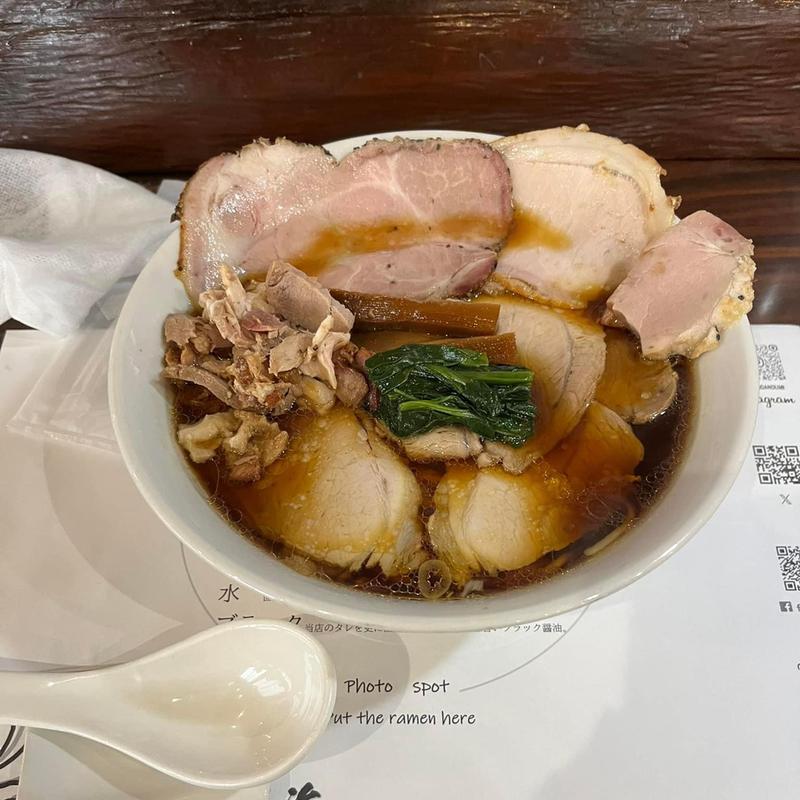 チャーシュー麺 大盛(らぁめん しょうがの海)