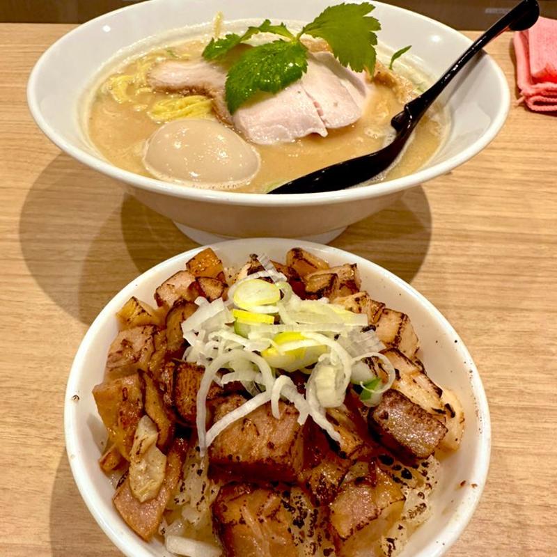 (東京中華そばみづの家)