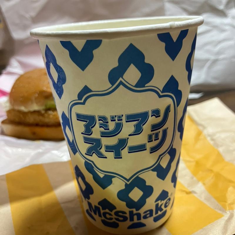 マックシェイクソルティライチ(マクドナルド なんばなんさん通り店)