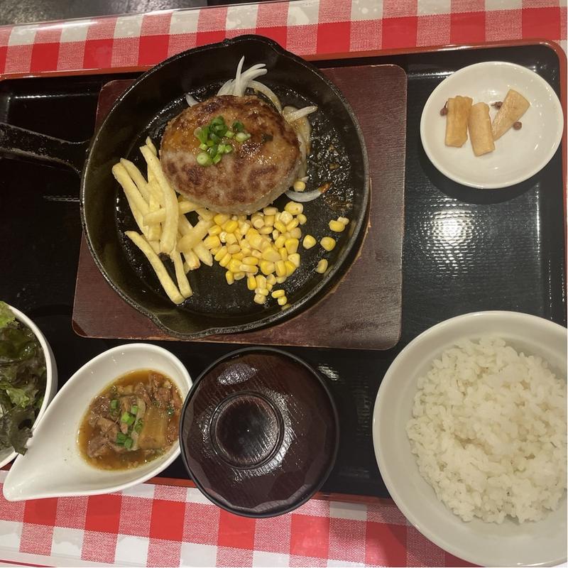 ジューシーハンバーグ250g定食(ビッグシェフ亭野田店)