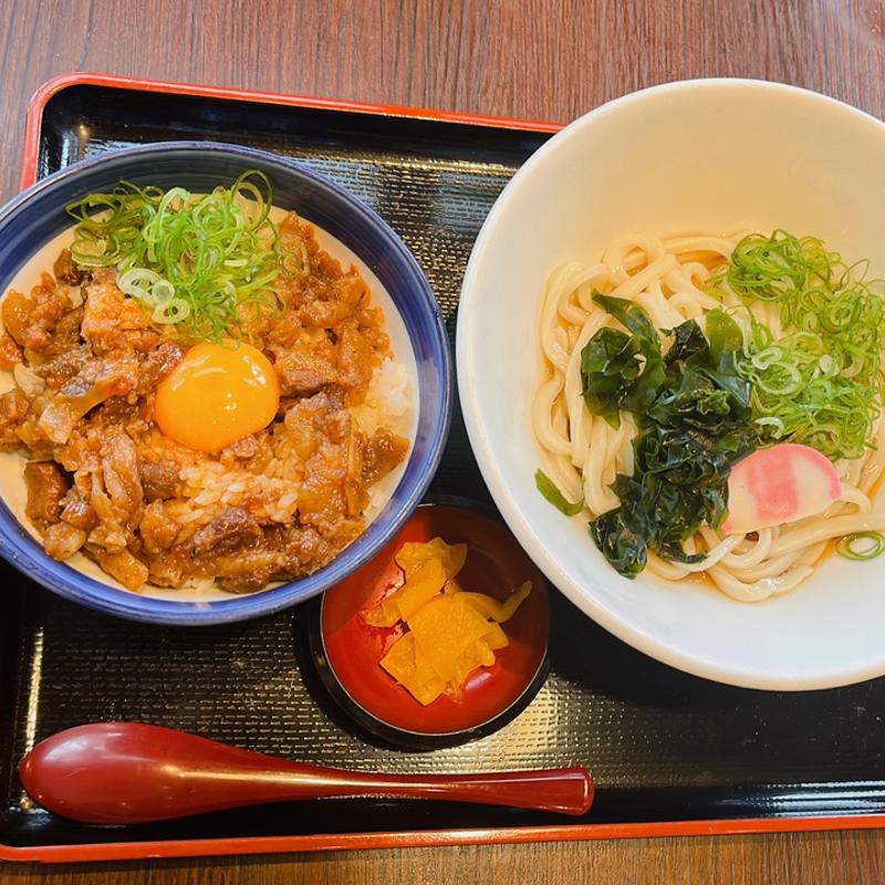 国産黒毛和牛　牛すじ丼セット(得得 京都洛西店 （とくとく）)