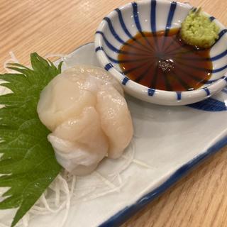 ホタテ刺身(立呑み晩杯屋 両国店)