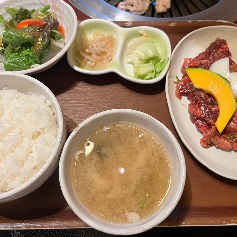 サガリランチ(焼肉 平和園 蘭豆店 )