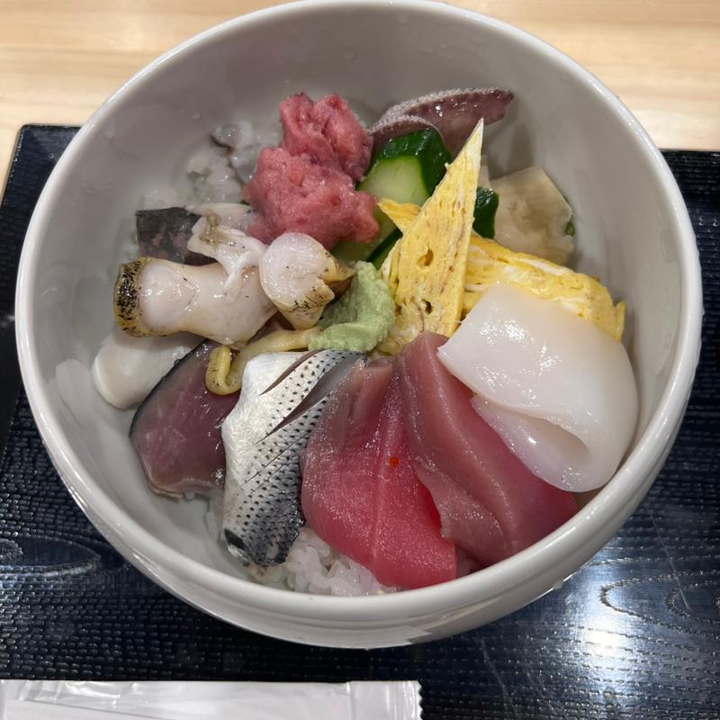 ちらし丼(寿司 わかやま)