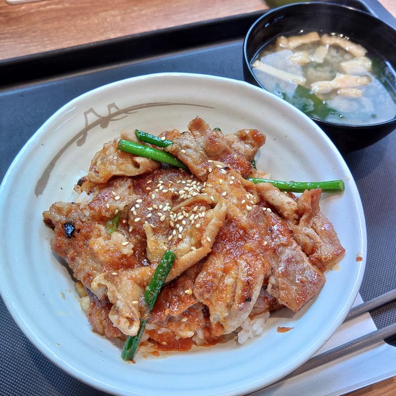 カルビホルモン丼(松屋 一関店)