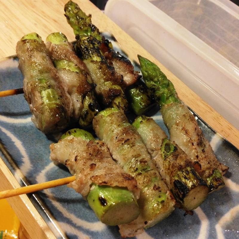 アスパラ巻き串(酒場さぁいこうか)
