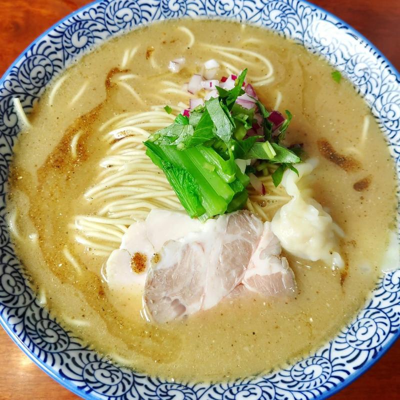 濃厚魚介そば(亀我楽（きがら）)