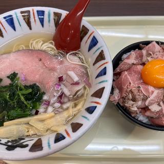 芳醇鯛塩らぁ麺+レアチャーシューご飯セット(スナックコーナー・フードコート 西宮名塩SA上り)