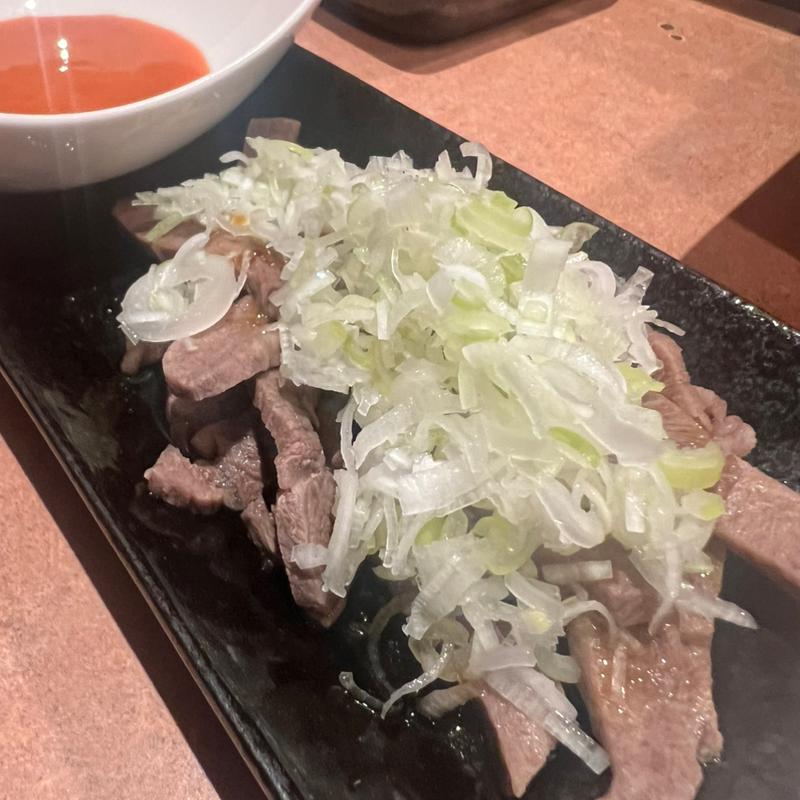 湯引 牛タン刺し(焼肉 縁)