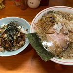ワンタン麺(中華そば 亜雄)