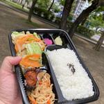 海鮮野菜炒め弁当(バイキング)