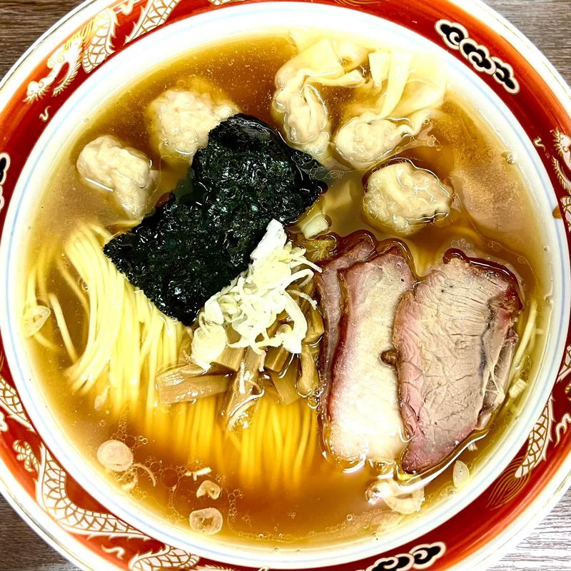 ワンタン麺 大盛(支那ソバ かづ屋)