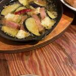 ナスとチーズ　アヒージョ