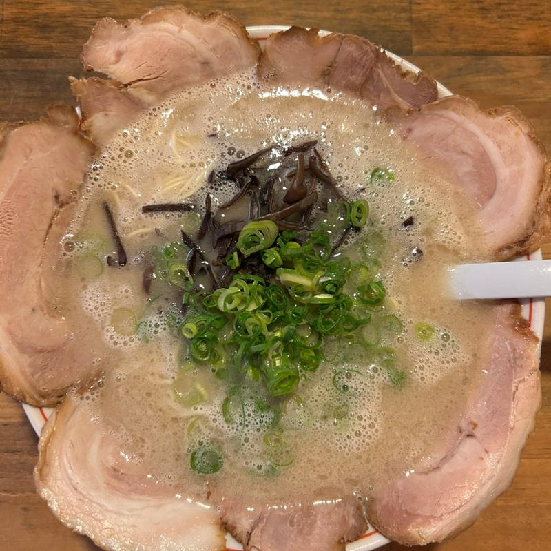 チャーシューメン(博多らーめん博多一丁)