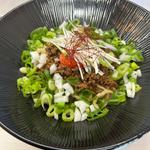 汁なし担々麺