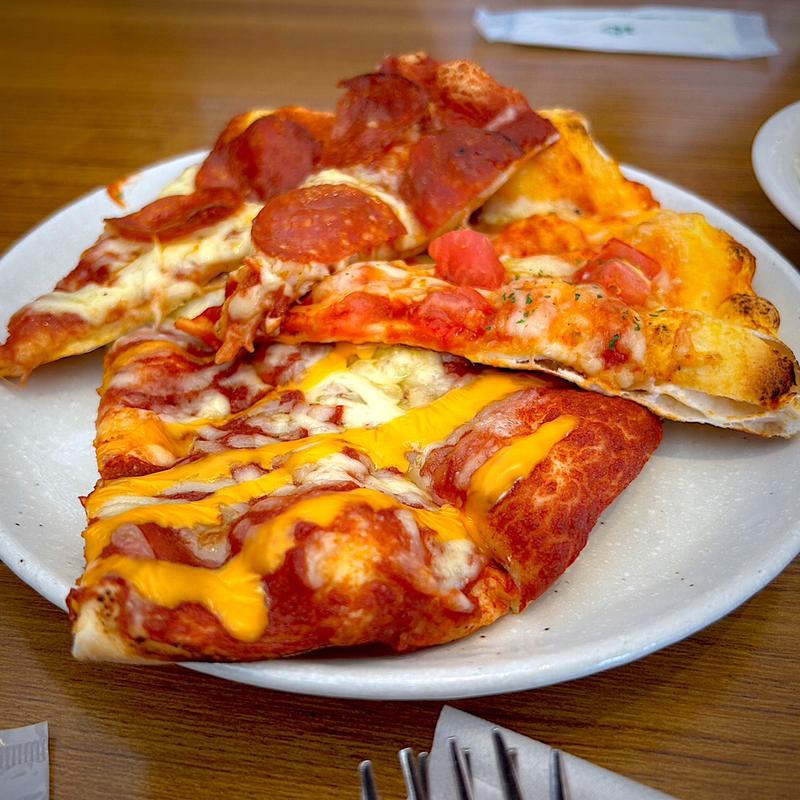 ホリデーバイキング(シェーキーズ よみうりランド店 （Shakeys）)