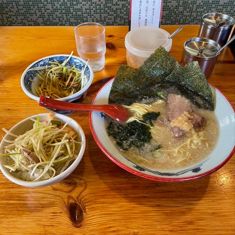 塩ラーメン　ネギ別皿　半ライス(椿　ラーメンショップ 木立店 )
