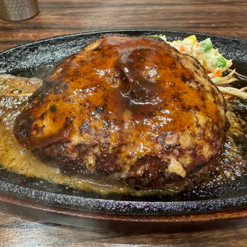 ビッグ仙台牛ハンバーグ(ミートヒバチ タピオ店)